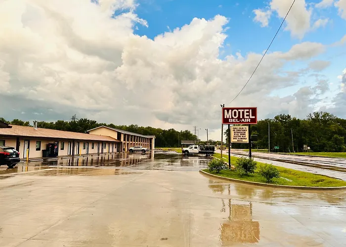 Bel Air Motel Wood River